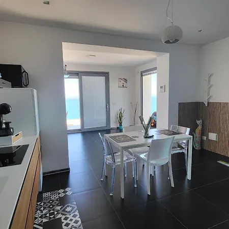 Addimuru * Marina di Palma