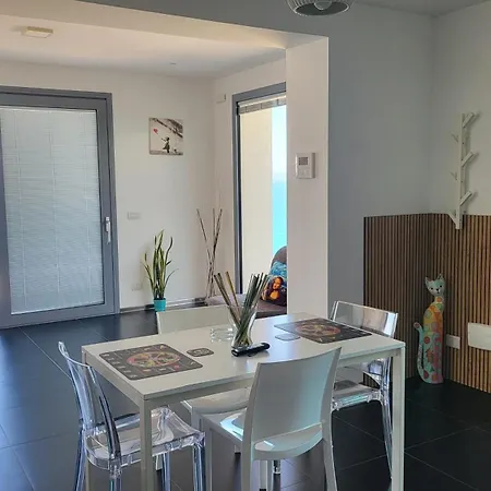 Addimuru Apartment
